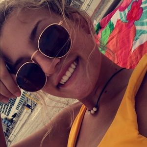 Meet your Posher, Jessica